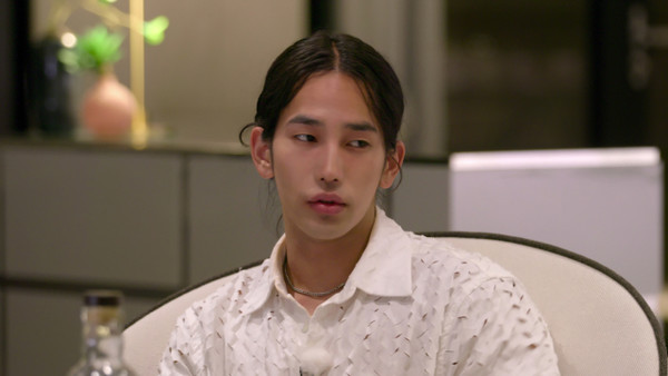 Cover Image for 솔로지옥4 육준서 성형 전 과거사진
